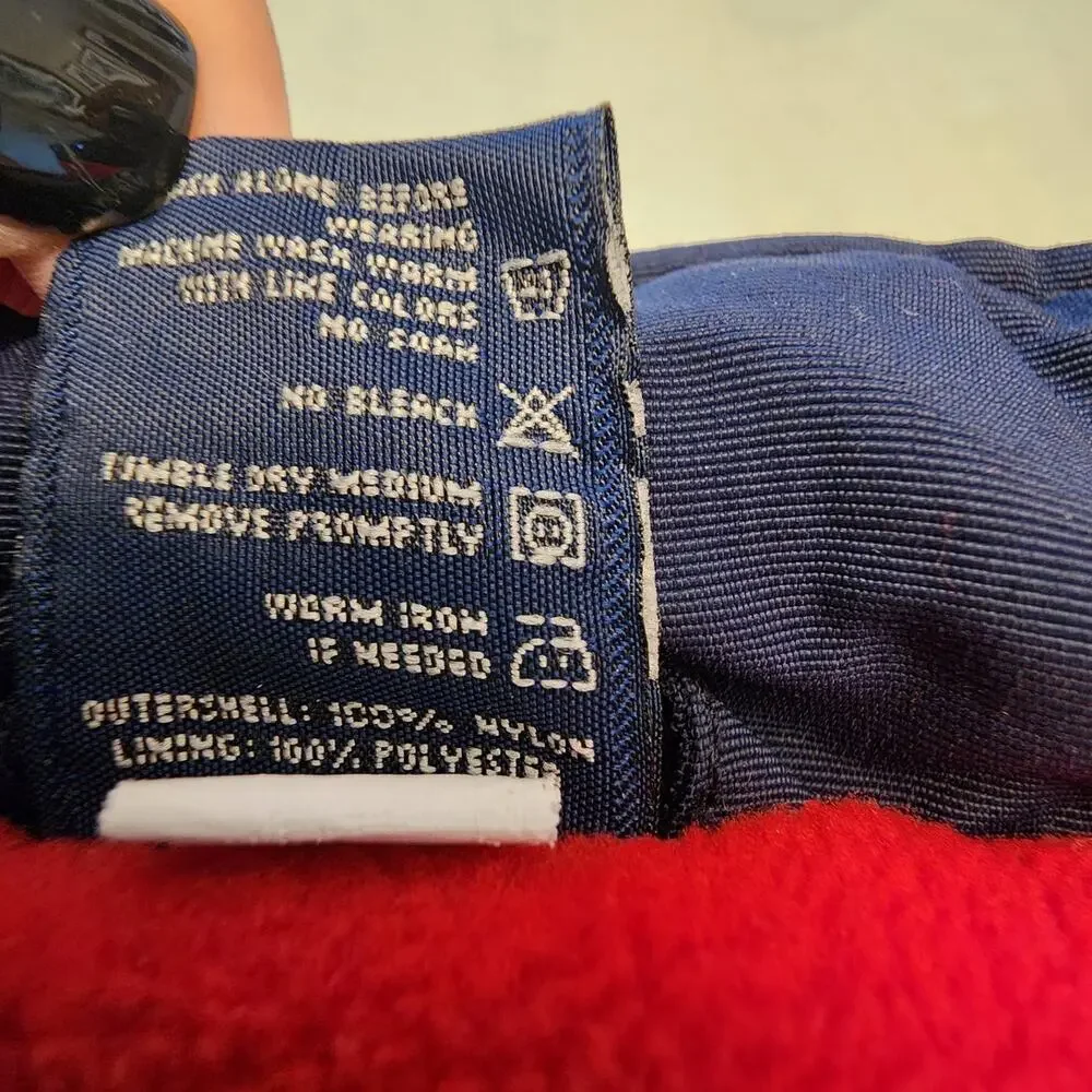 Oshkosh Boys SZ 3T Puffer Vest Red Blue Winter Outerwear
